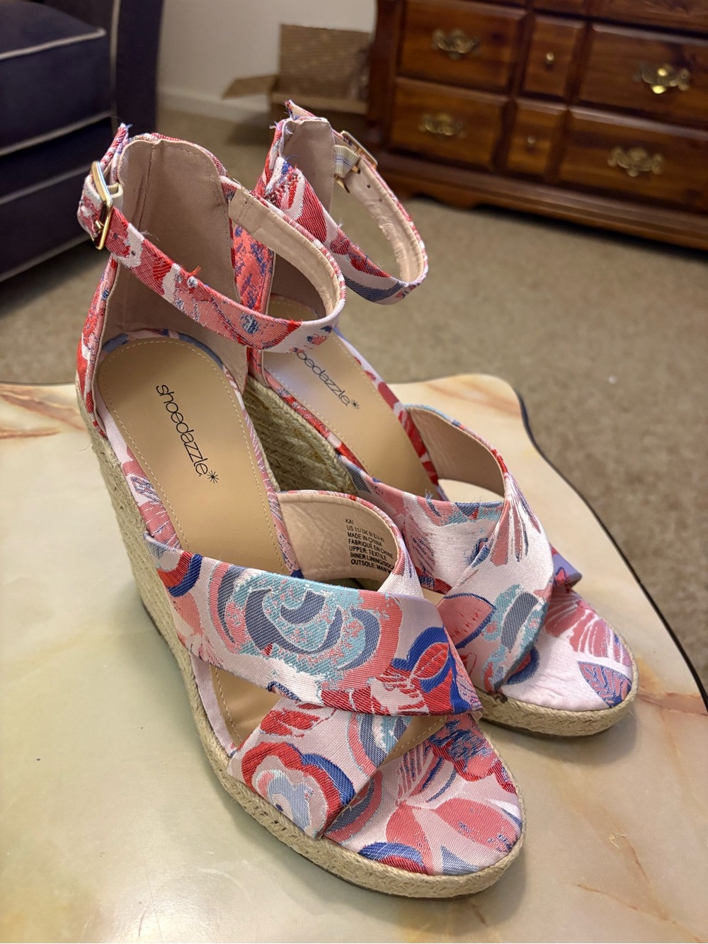 Shoe Dazzle Espadrilles Sandals Women Floral Ankle Buckle Open Toe
Sz 11